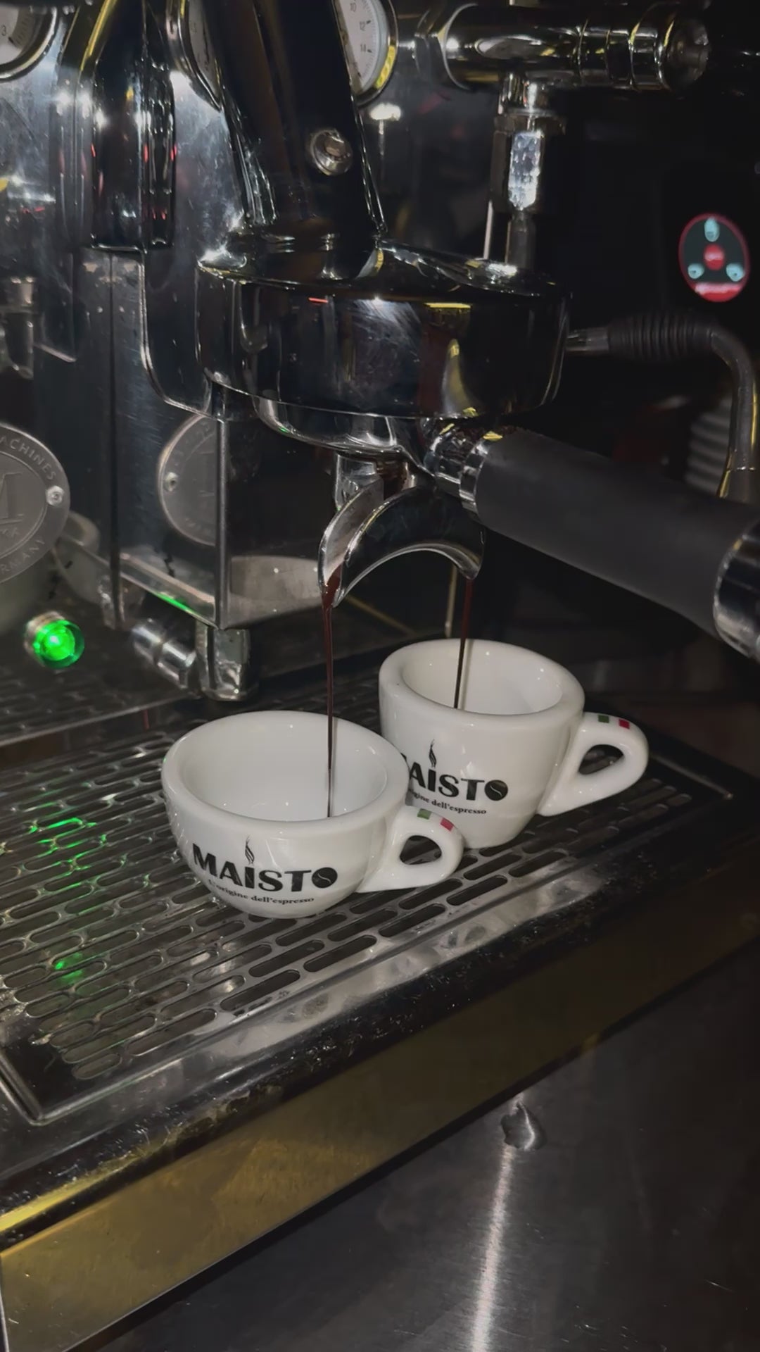Carica video: Tazzine da caffè Maisto